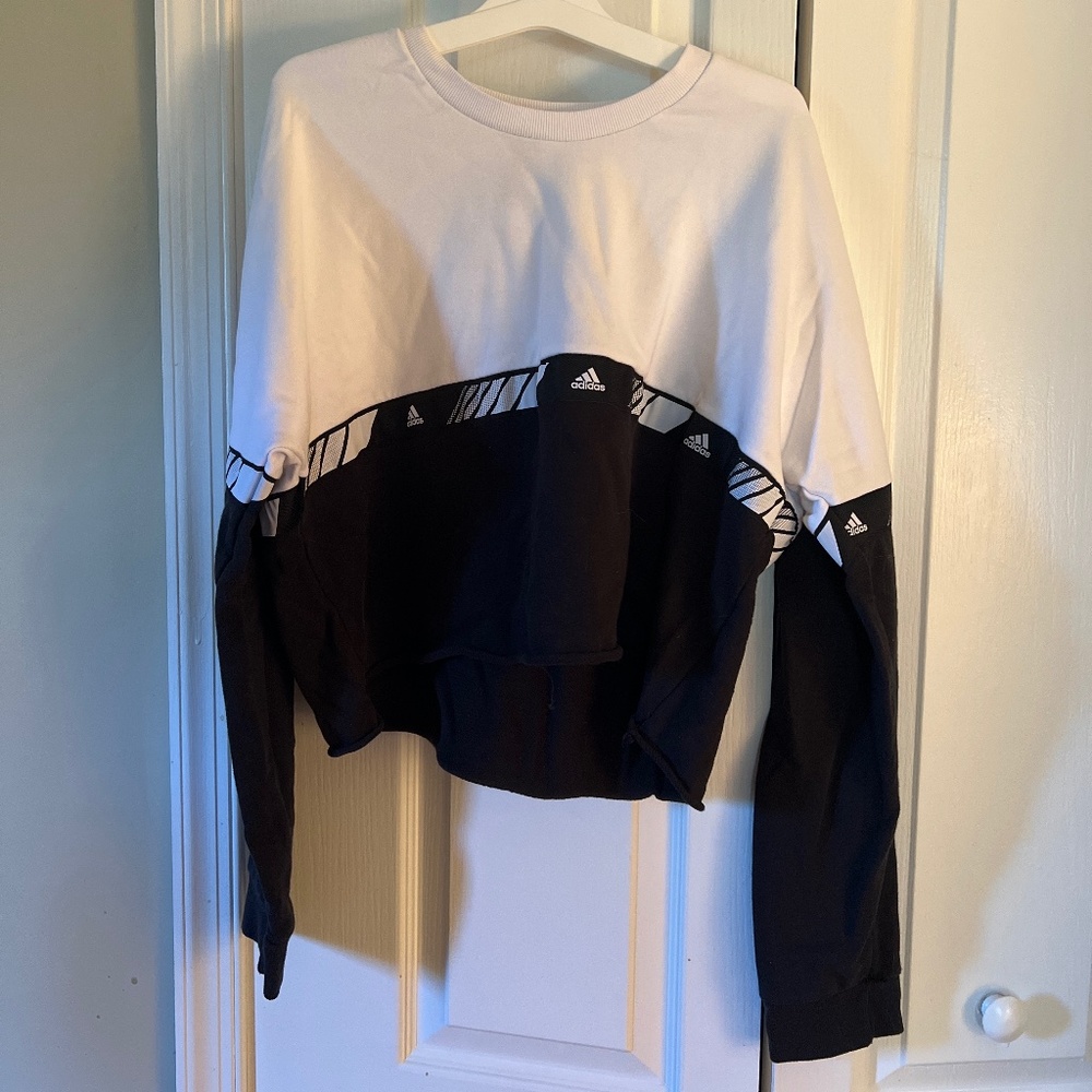 Cropped Adidas Crewneck Sweatshirt